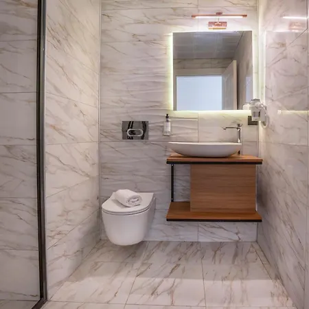 Ola Hotel