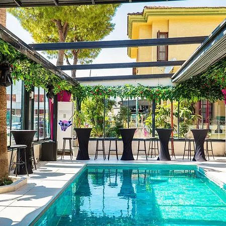 Hotel Ola